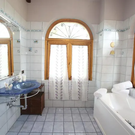 Gusto E Benessere Charme E Relais E Maneggio *